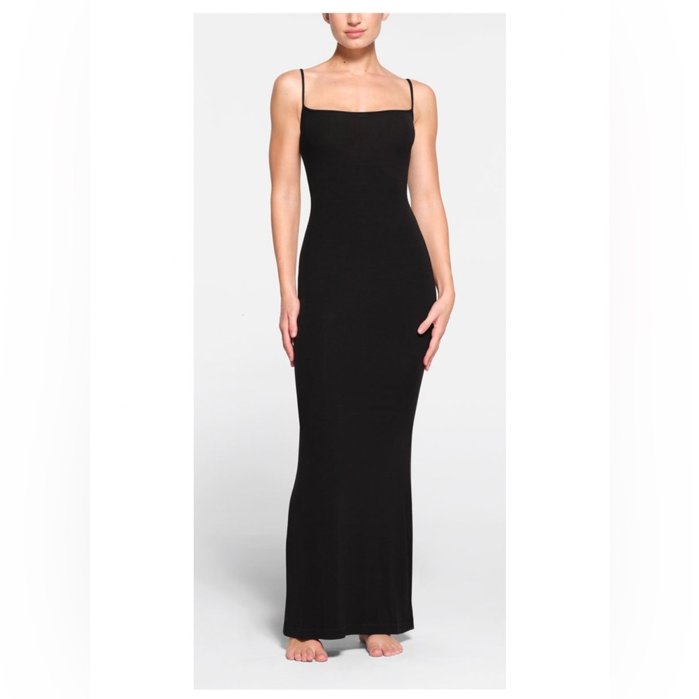 Skims Soft Lounge Long Slip Dress onyx nwt 🖤 small